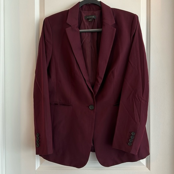 Unique Maroon/Black Full Women’s Suit - Picture 4 of 9